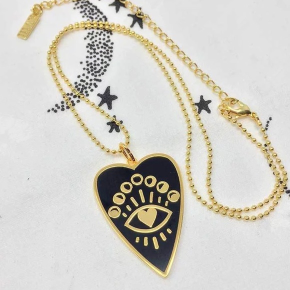 Eye of the Heart Pendant Necklace - 1 White left! - Picture 7 of 8